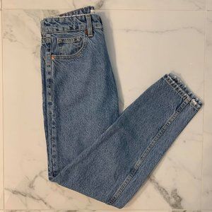 ZARA - Mom Jean - Size 2